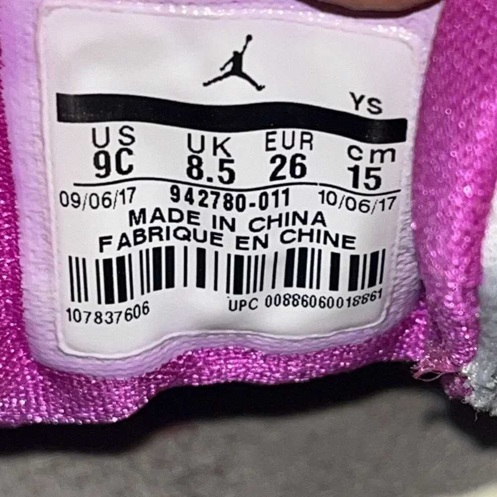 Nike Air Jordan 6 Rings Boys Size 9C White Athletic Shoes‎ Sneakers  942780-111